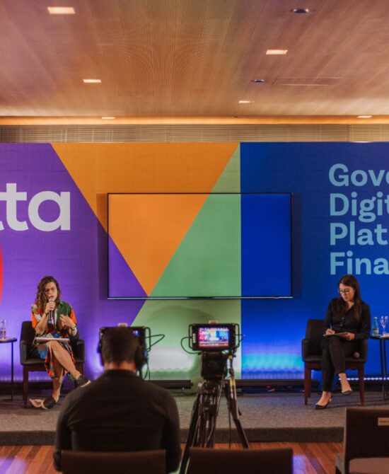 Governança digital & plataformas financeiras